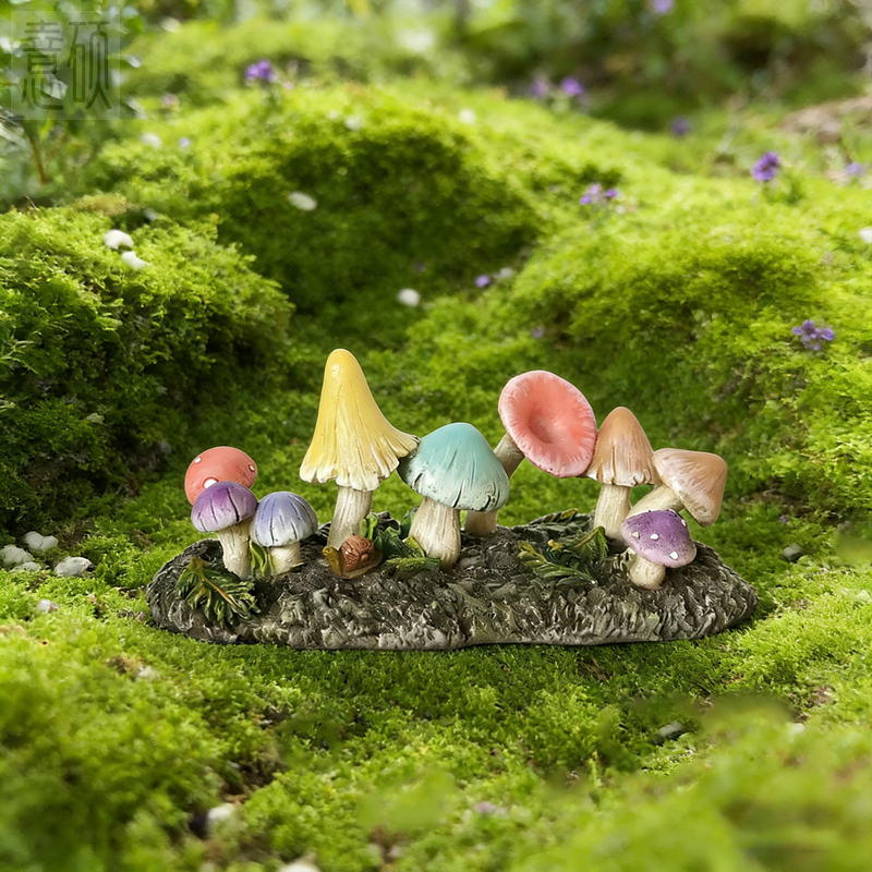  Little Resin Plants Terrarium Accessory