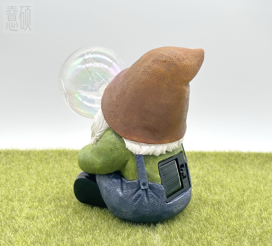 Resin Gnome Blowing Bubble Garden Figurine Light