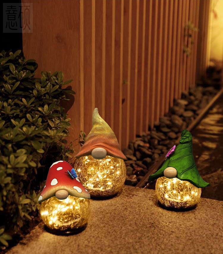 Gnome Hat Ground Stake Solar Light 