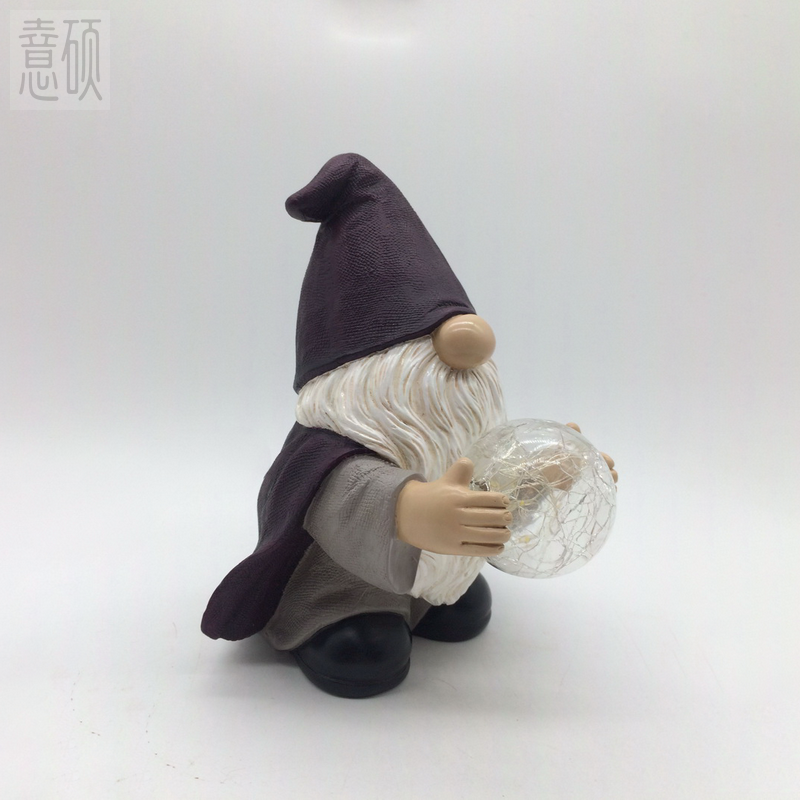 Resin Wizard Gnome Figurine Solar LED Light